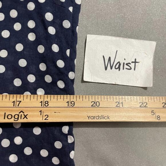 Coldwater Creek Button Up Shirt Womens Size Large No Iron Navy Polka Dot Preppy - Picture 11 of 12